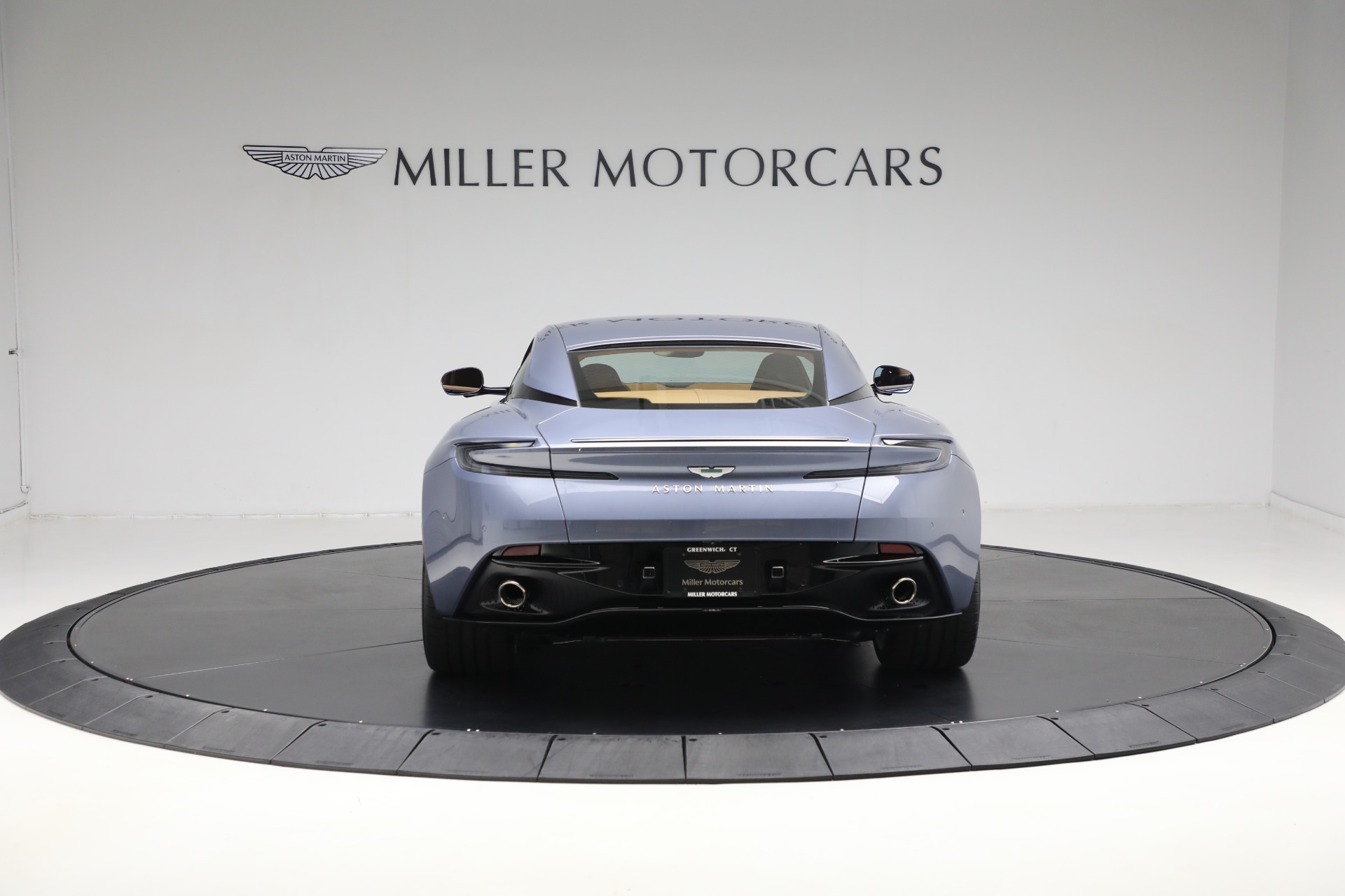 2025 Aston Martin DB12 AM5 photo 6