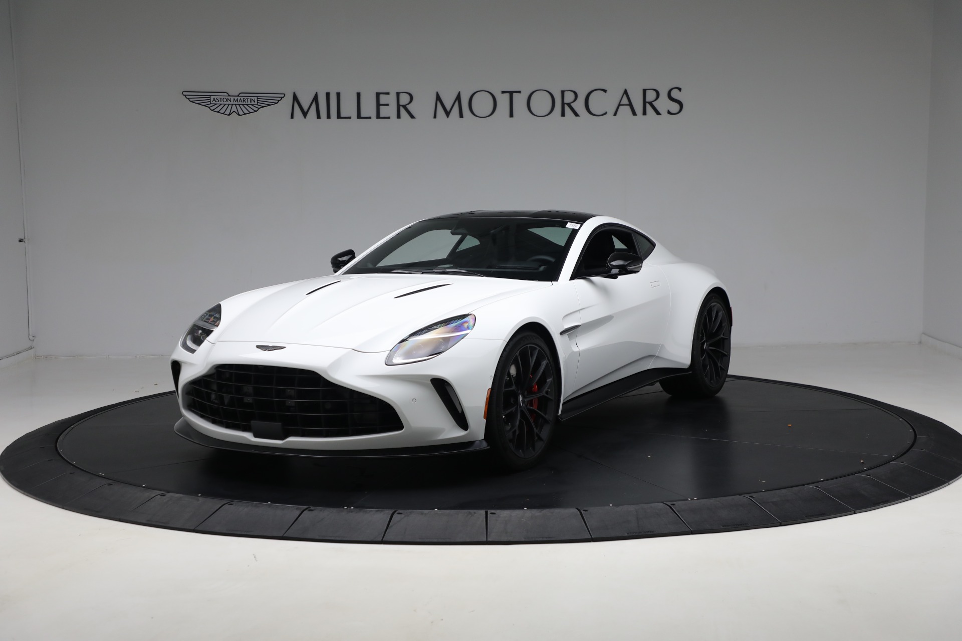 2025 Aston Martin Vantage AM6 photo 12
