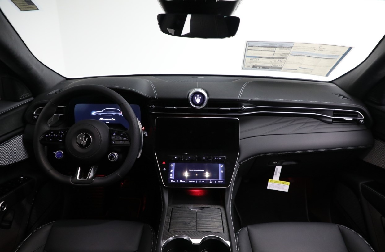 2025 Maserati Grecale Modena photo 15