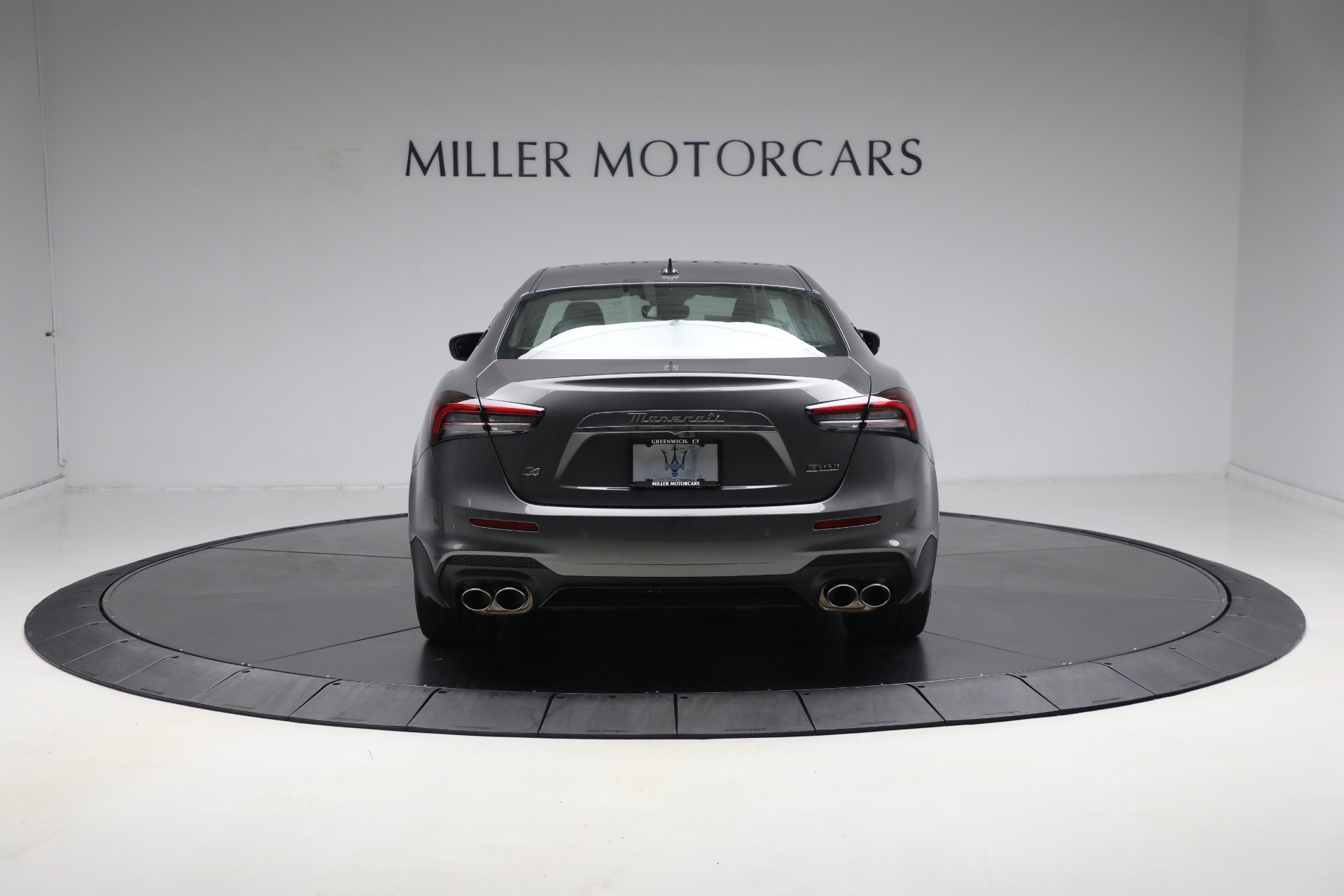 2024 Maserati Ghibli Modena Q4 photo 14