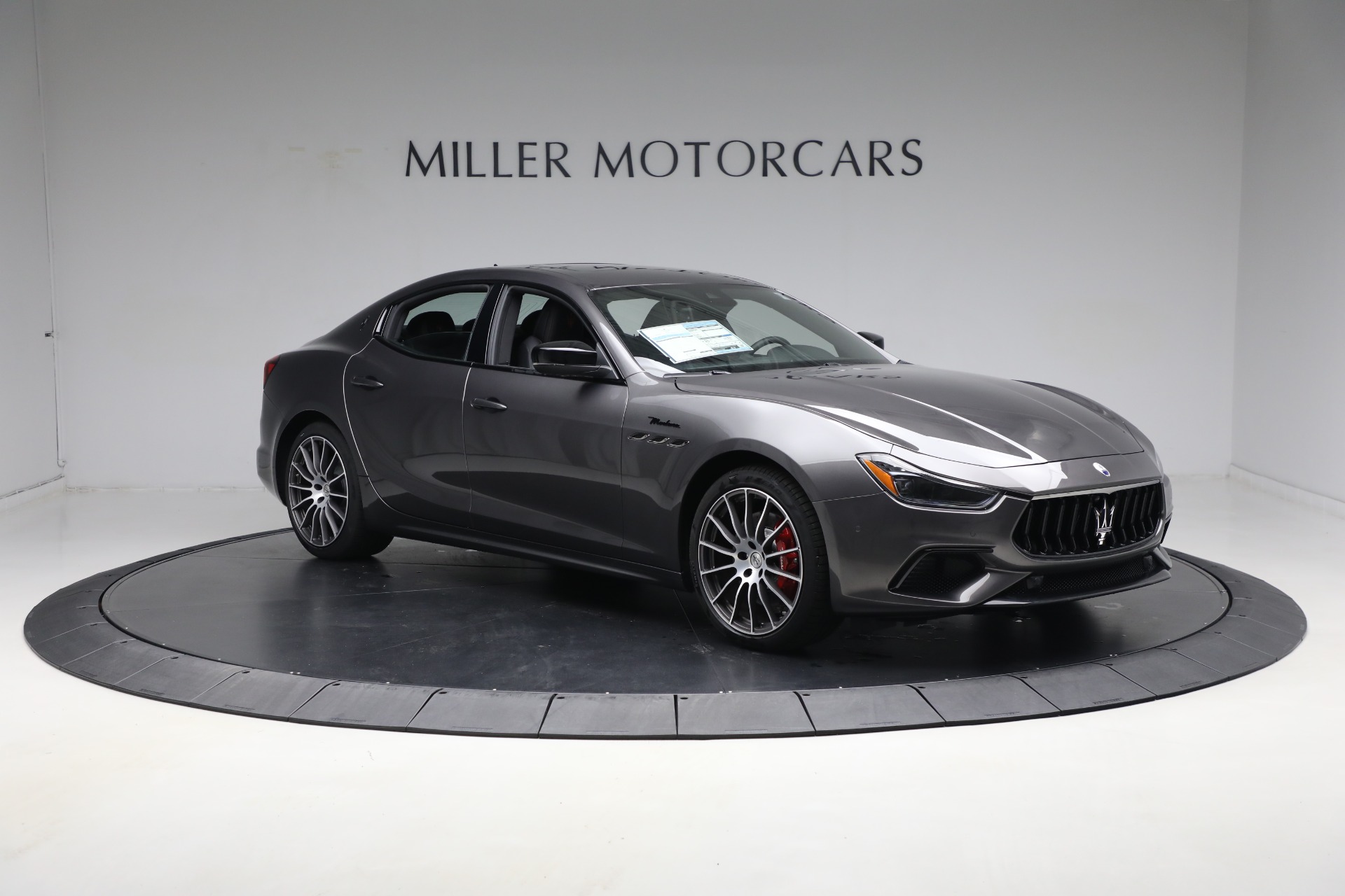 2024 Maserati Ghibli Modena Q4 photo 25