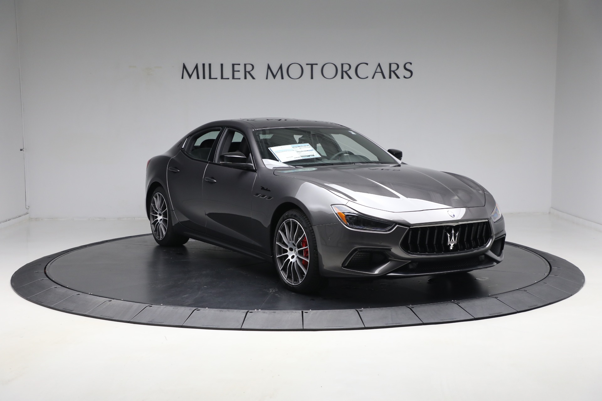 2024 Maserati Ghibli Modena Q4 photo 26