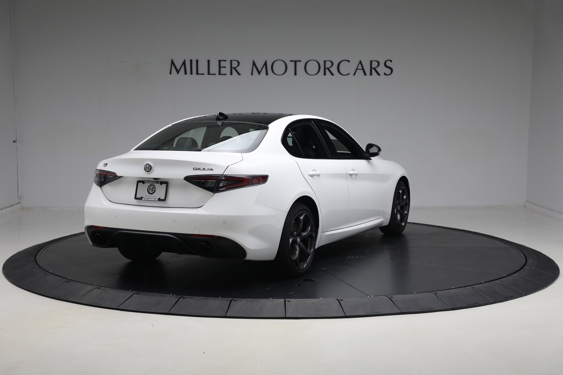 2025 Alfa Romeo Giulia SPRINT photo 11