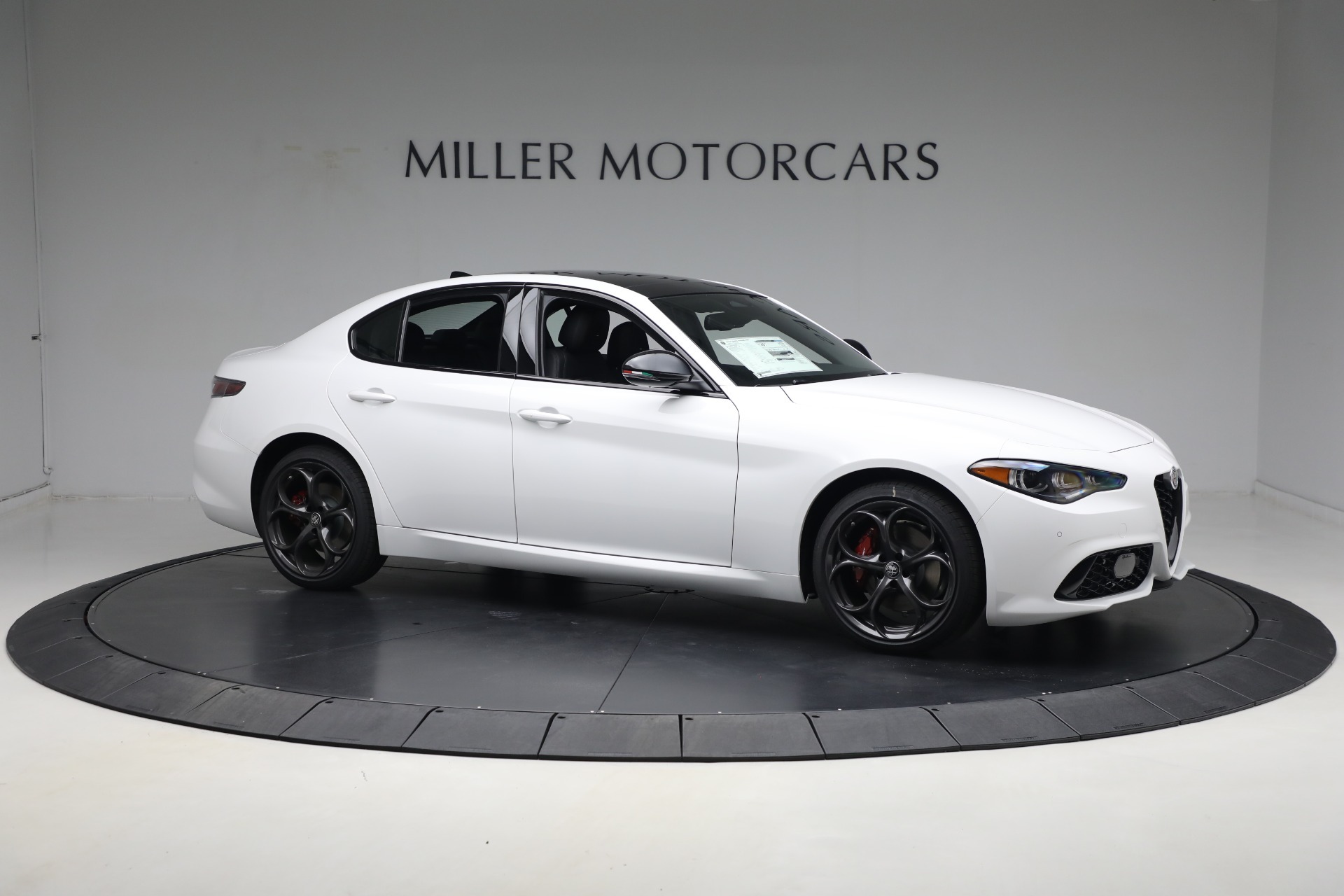 2025 Alfa Romeo Giulia SPRINT photo 17