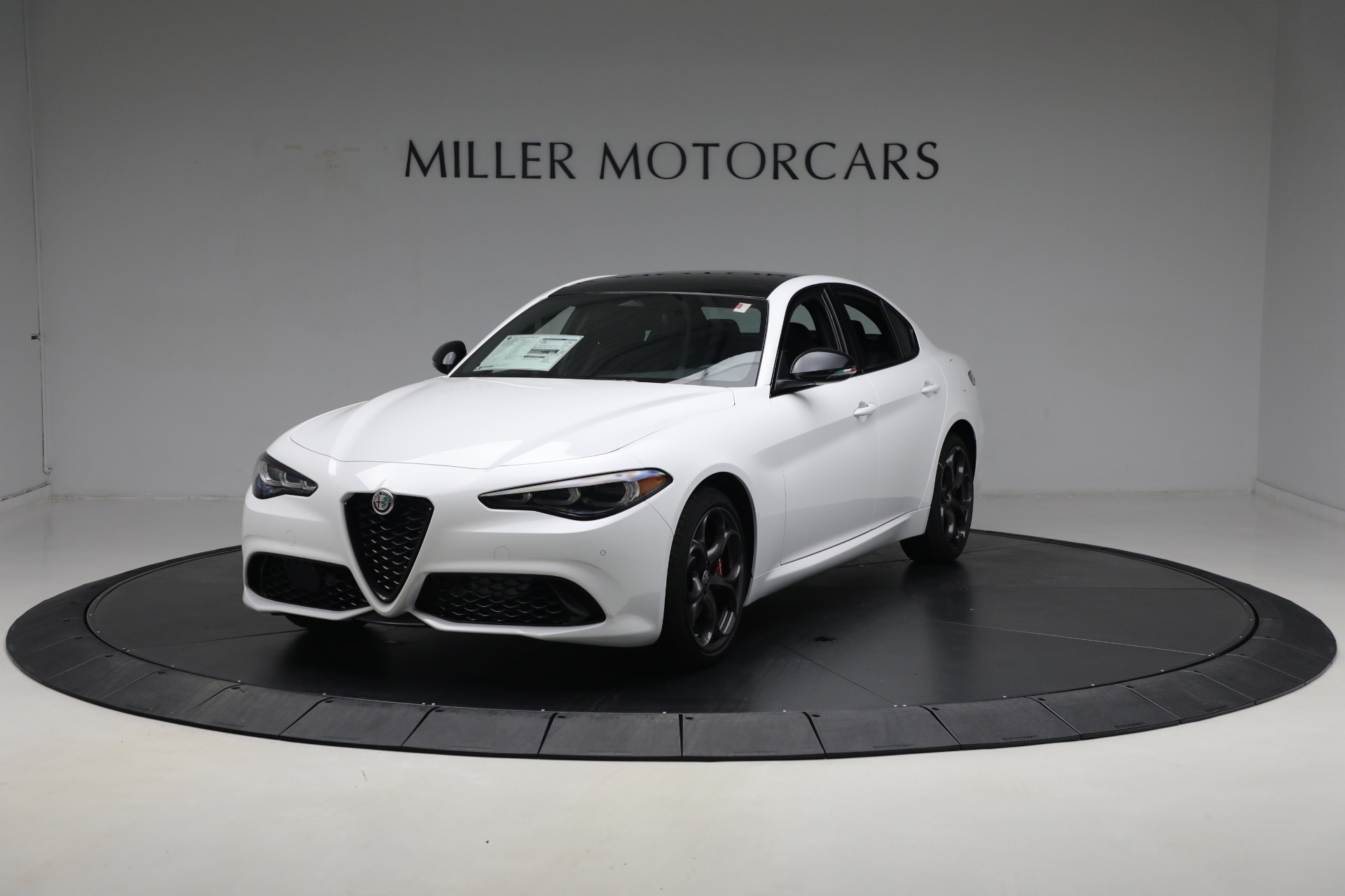 2025 Alfa Romeo Giulia SPRINT photo 2