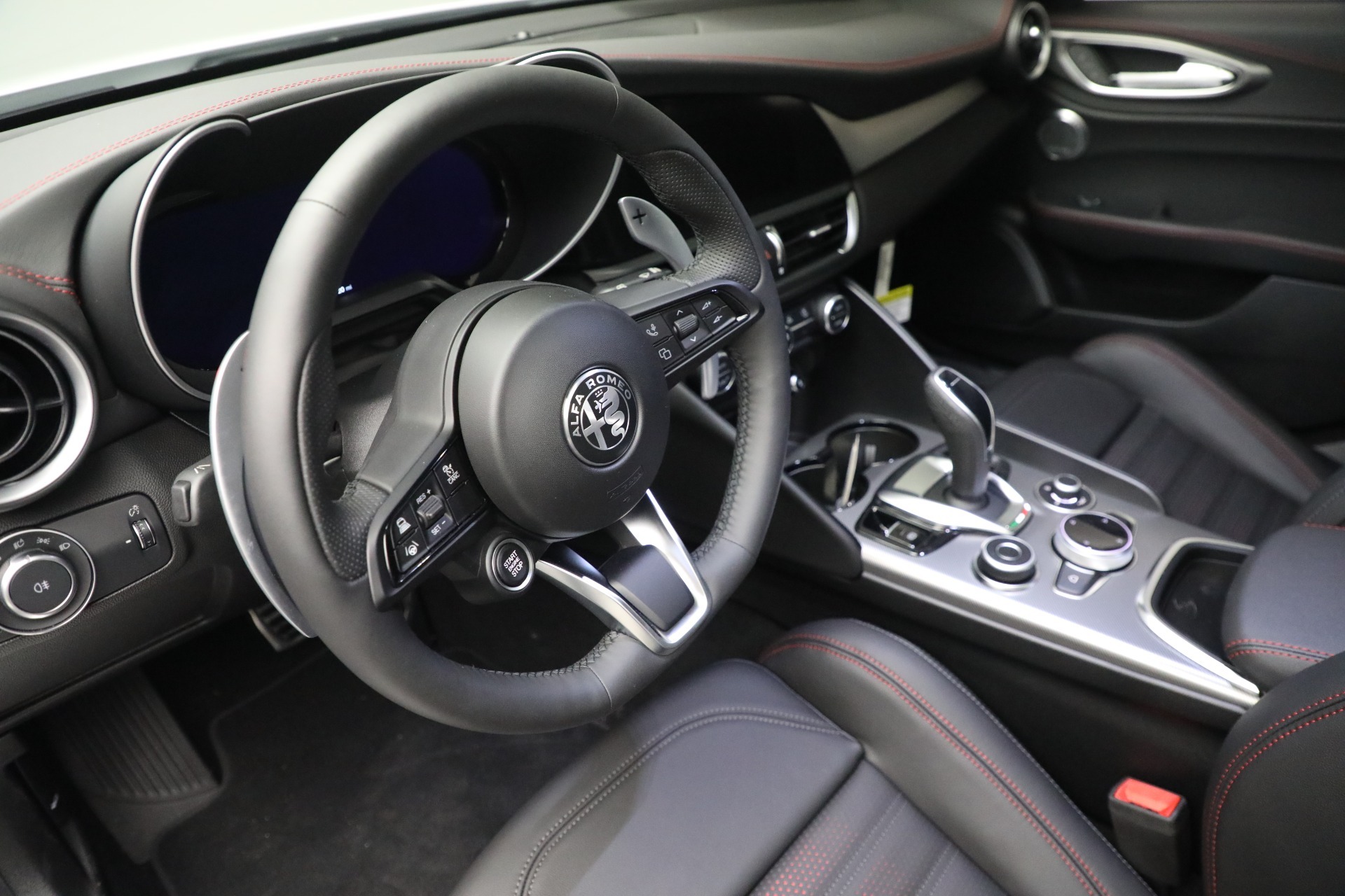 2025 Alfa Romeo Giulia SPRINT photo 25
