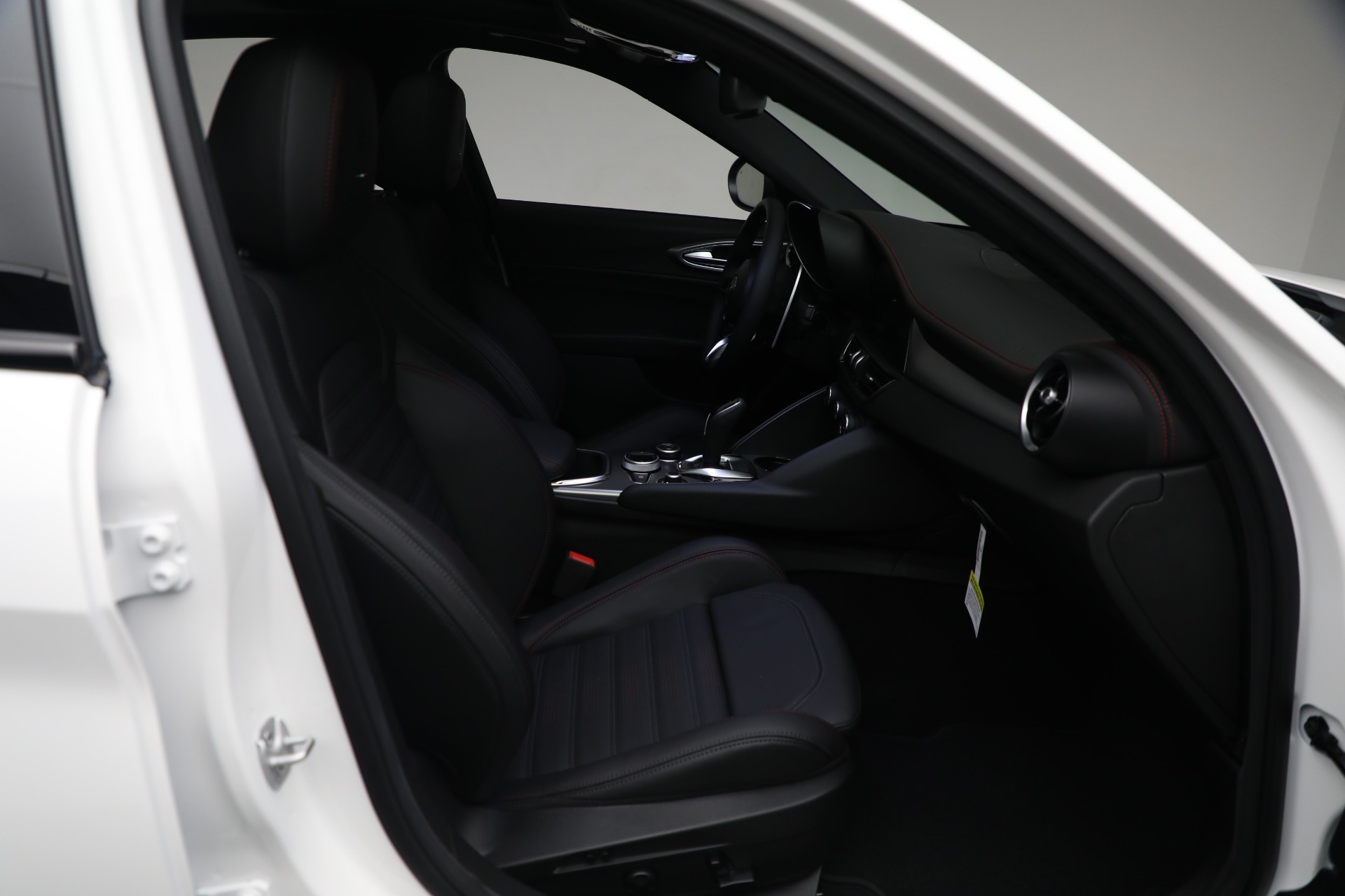 2025 Alfa Romeo Giulia SPRINT photo 29