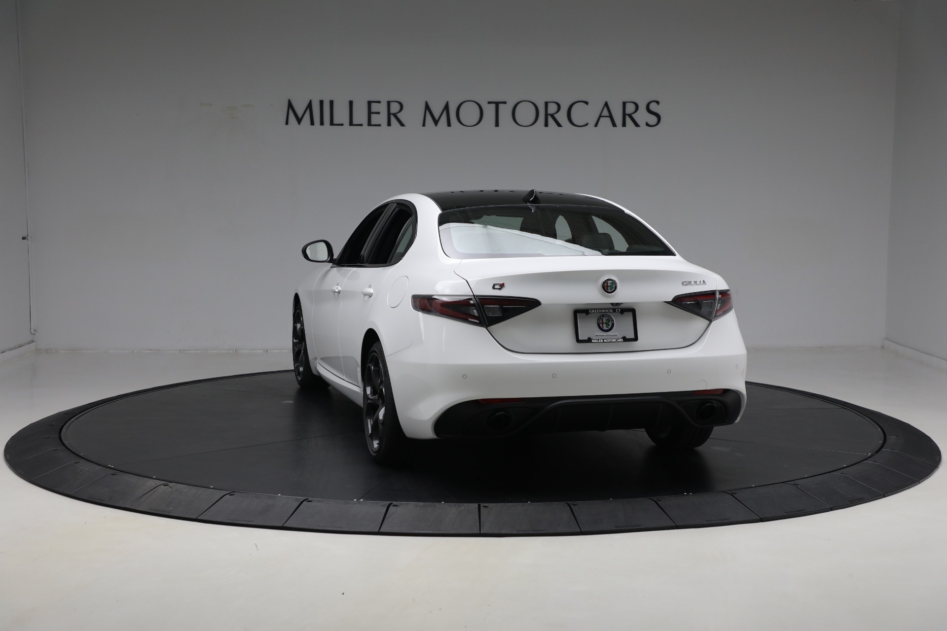 2025 Alfa Romeo Giulia SPRINT photo 9