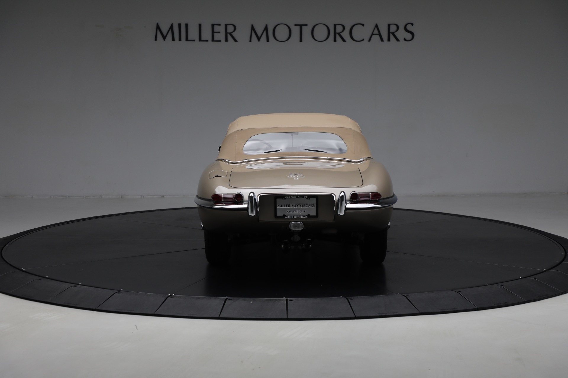 Used-1967-Jaguar-E-Type