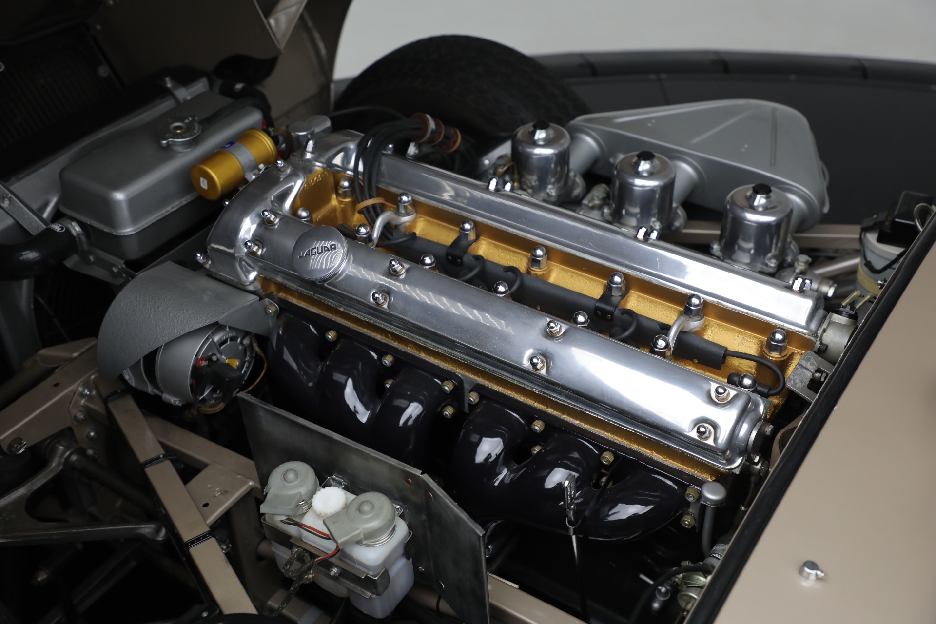 Used-1967-Jaguar-E-Type