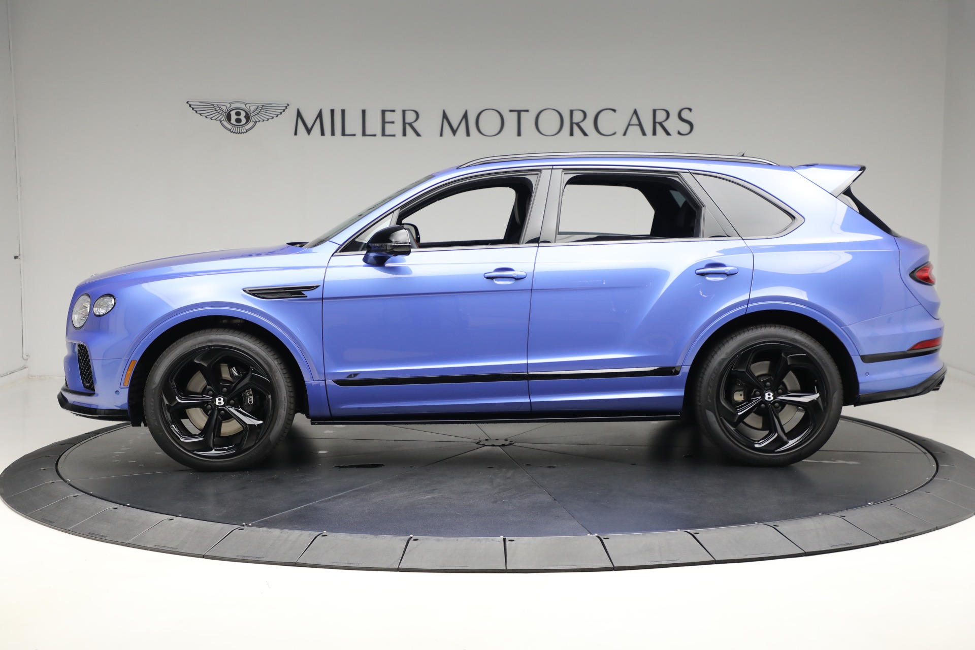 2024 Bentley Bentayga S V8 photo 2