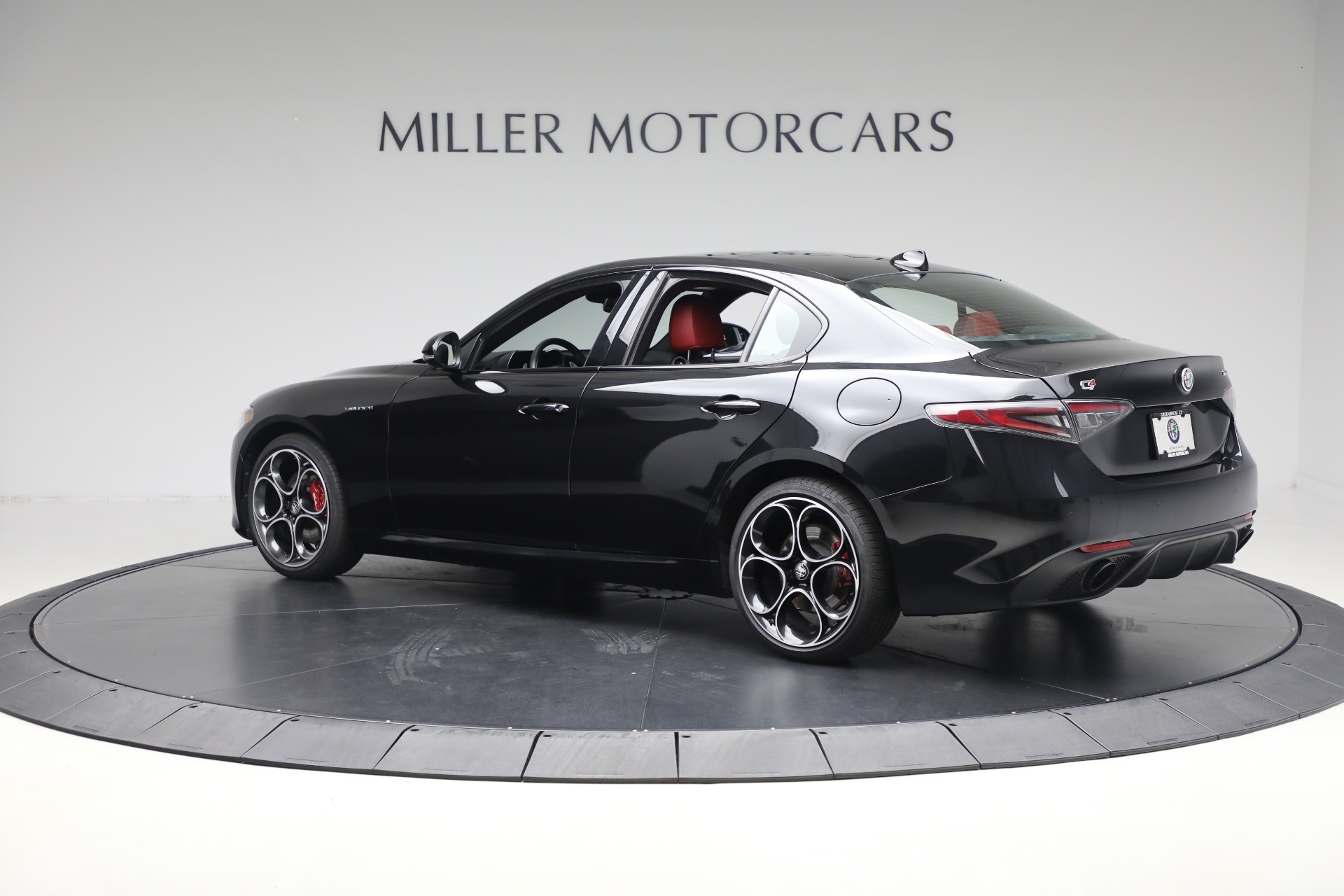 2025 Alfa Romeo Giulia SPRINT photo 4