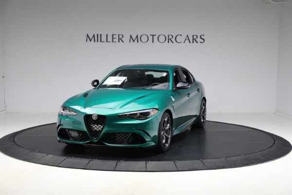 New 2024 Alfa Romeo Giulia-Greenwich, CT