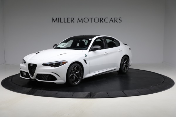 New 2024 Alfa Romeo Giulia-Greenwich, CT