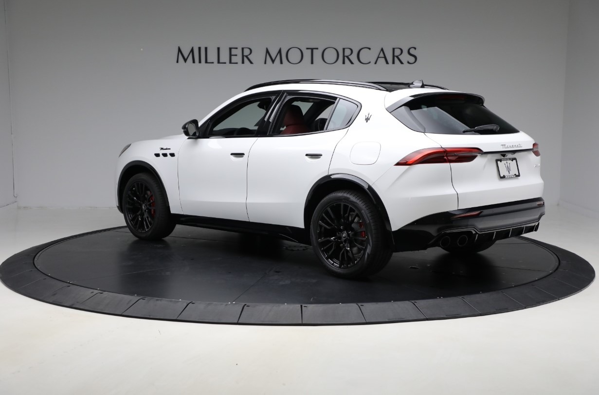 2025 Maserati Grecale Modena photo 3