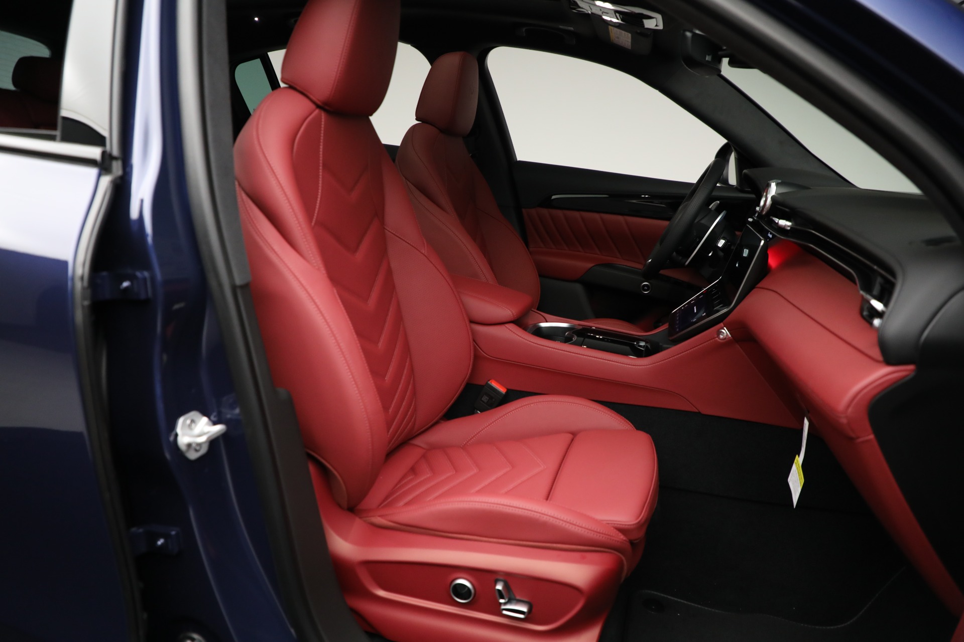 2025 Maserati Grecale Modena photo 10