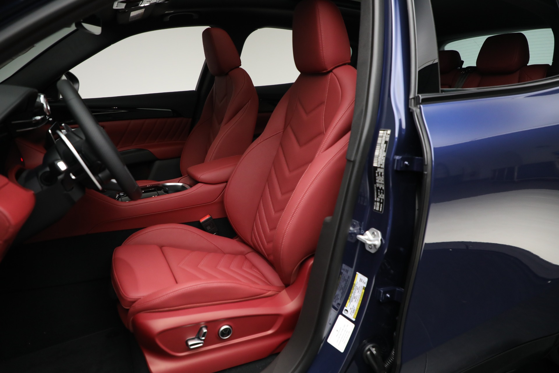 2025 Maserati Grecale Modena photo 11