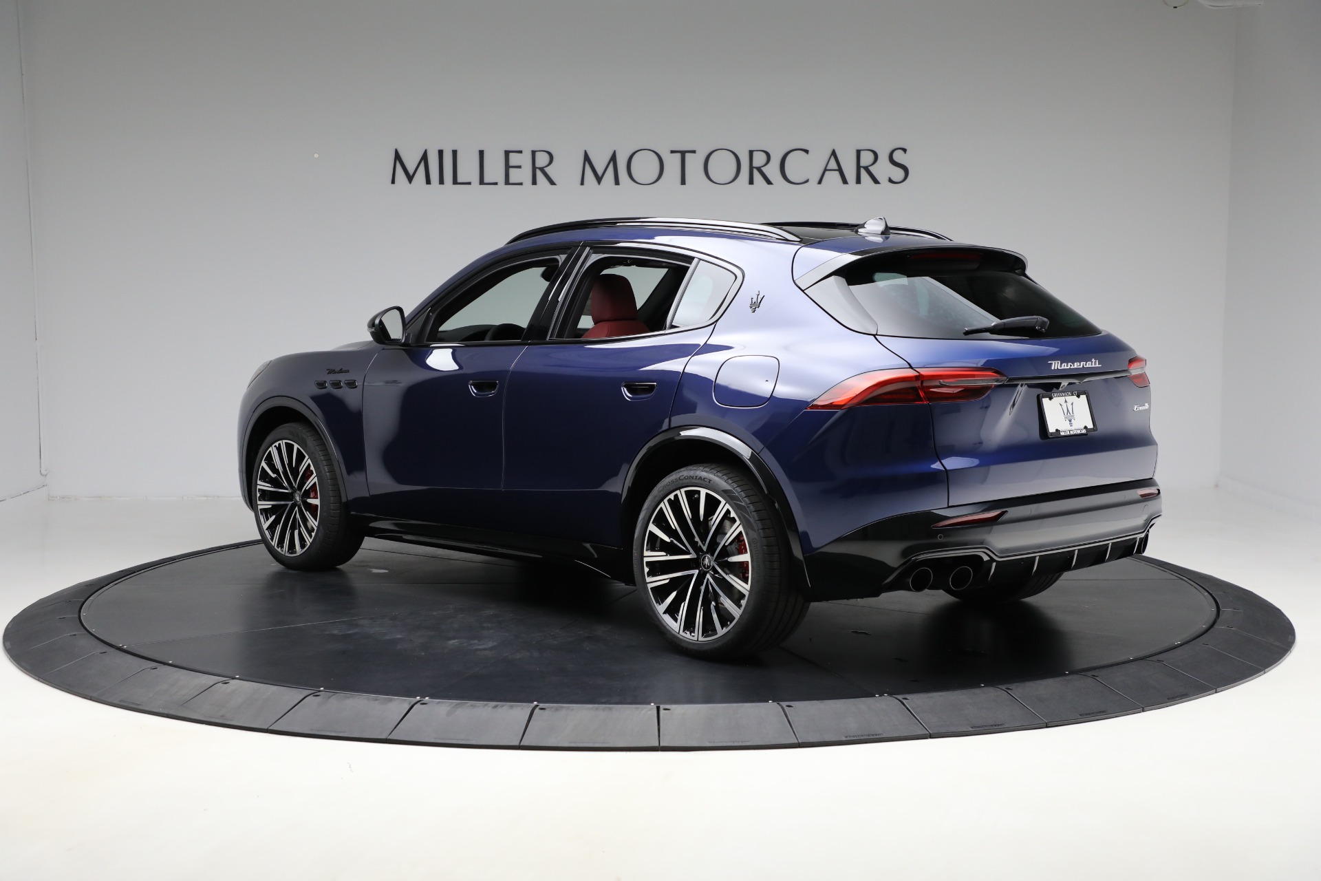 2025 Maserati Grecale Modena photo 3