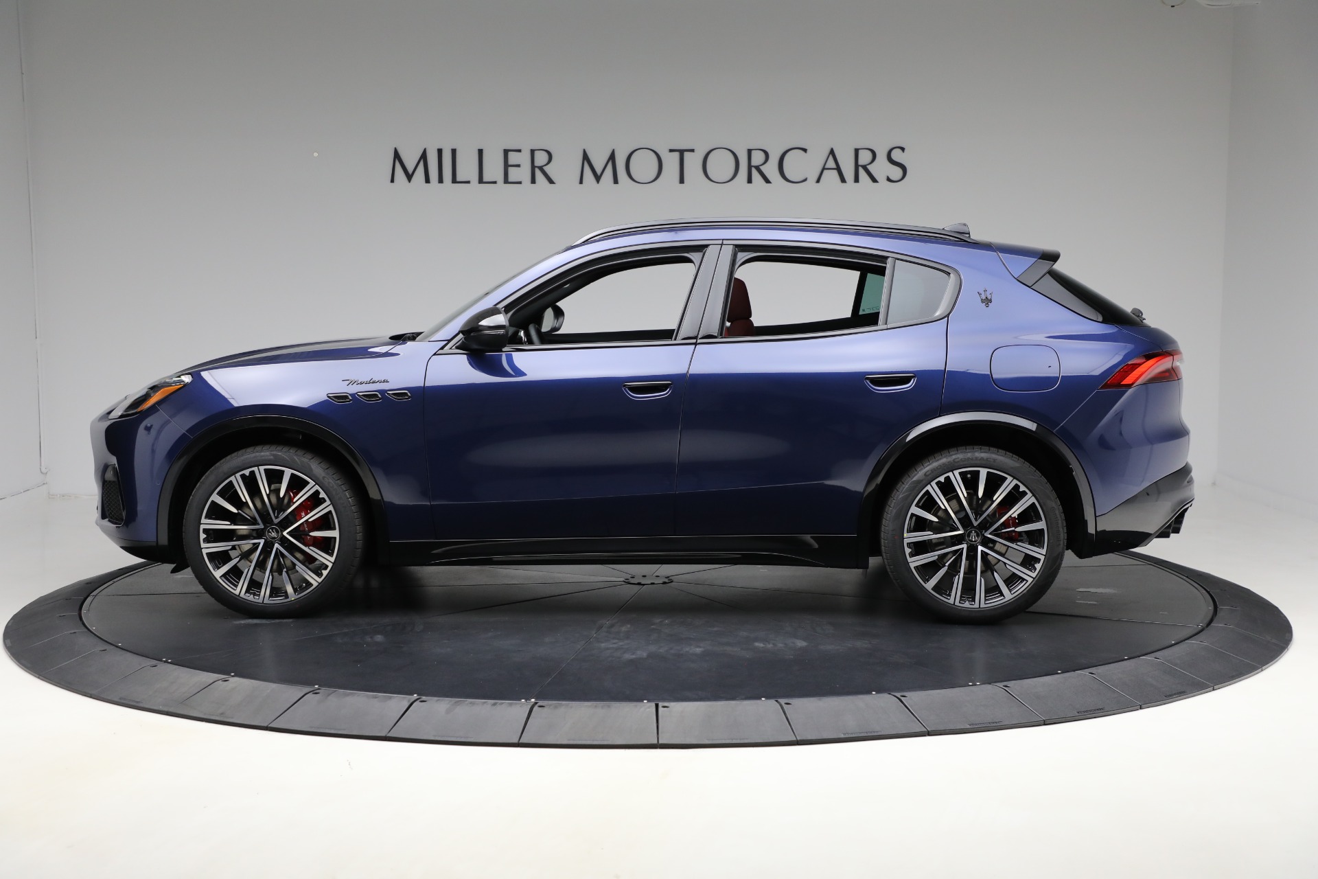 2025 Maserati Grecale Modena photo 2