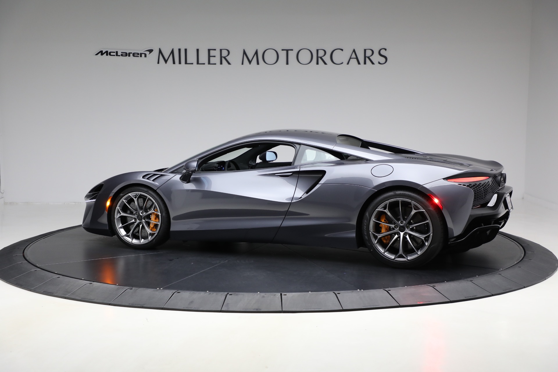 2025 Mclaren ARTURA photo 4