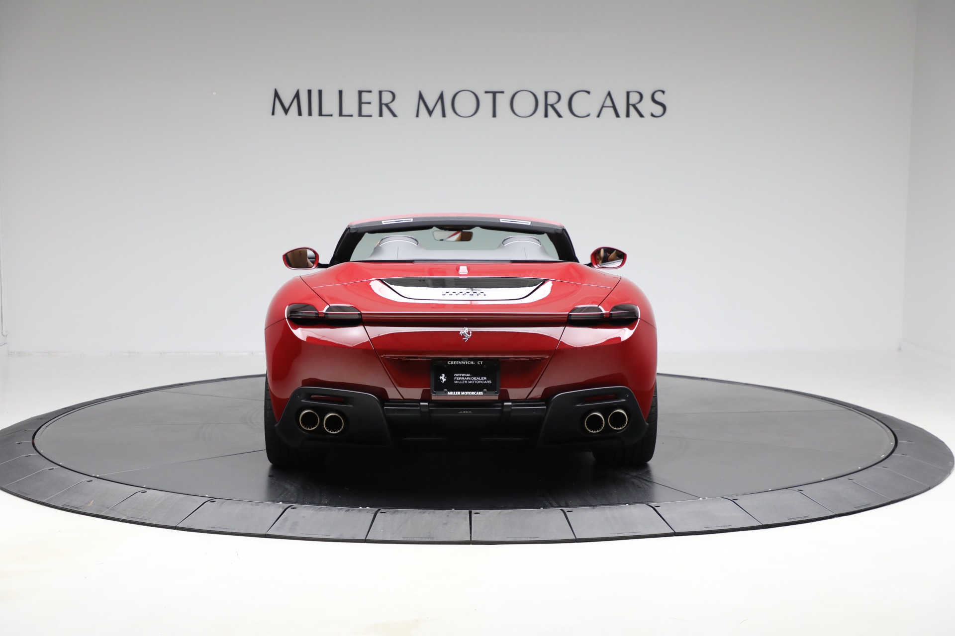 2024 Ferrari Roma Spider photo 6