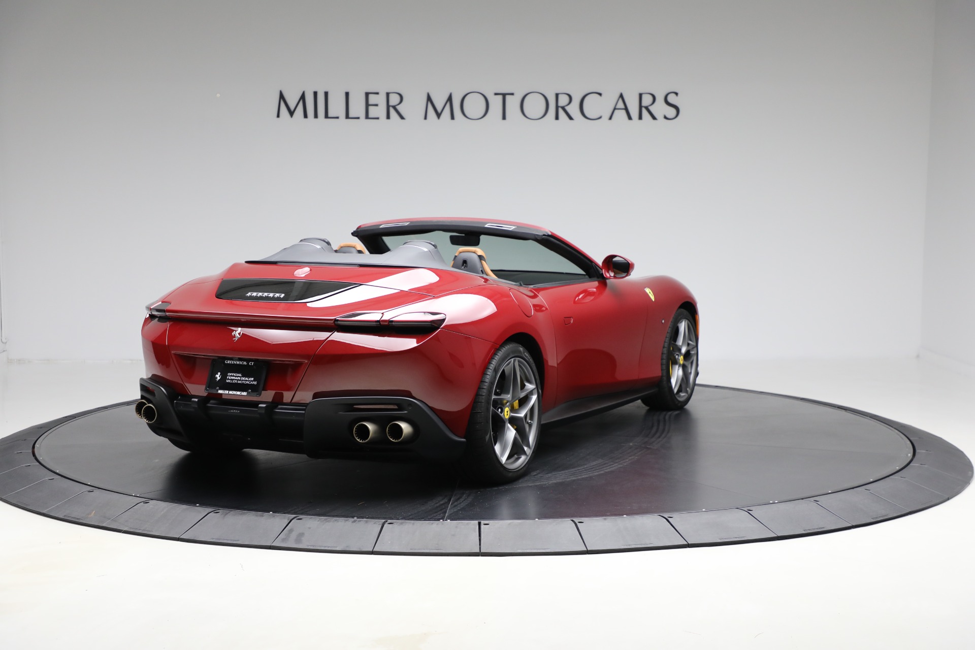2024 Ferrari Roma Spider photo 7