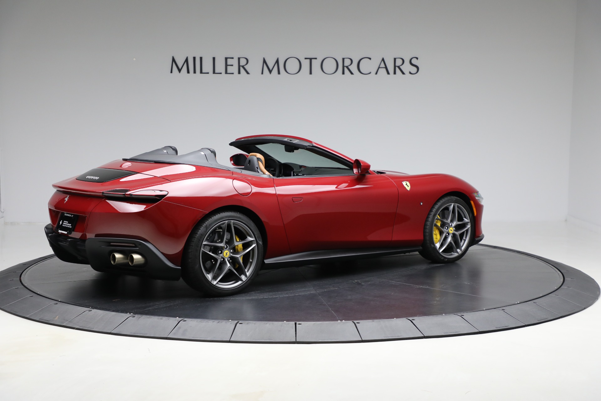 2024 Ferrari Roma Spider photo 8