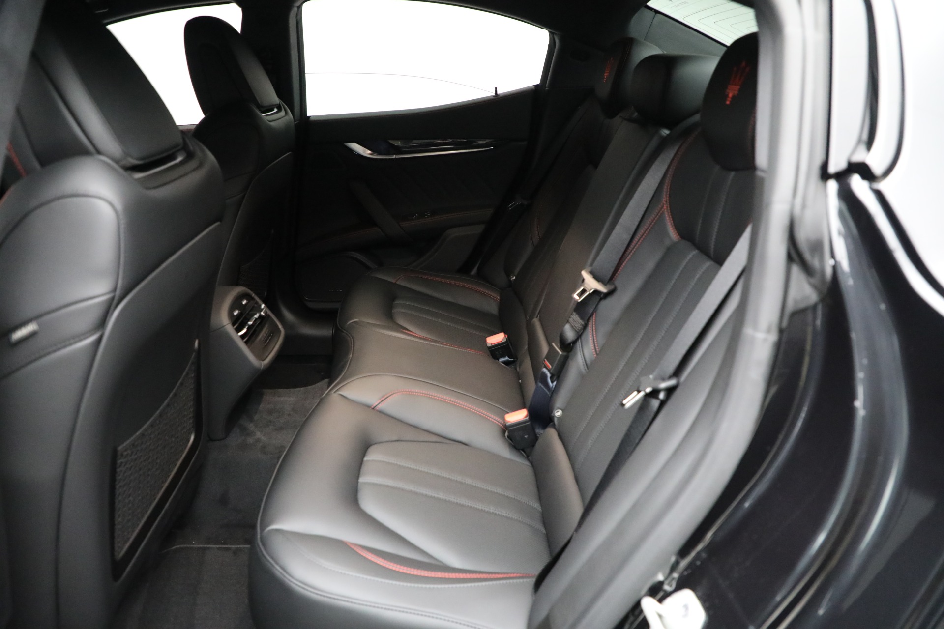 2024 Maserati Ghibli Modena Q4 photo 18