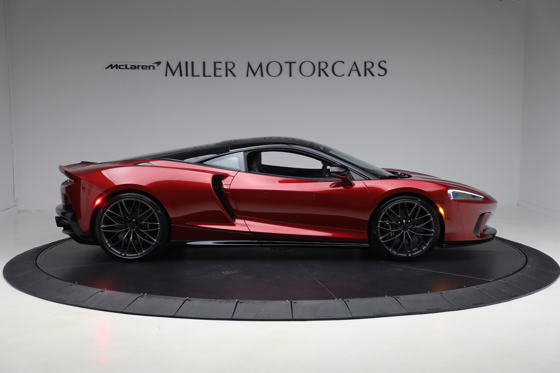 2025 Mclaren GTS photo 9