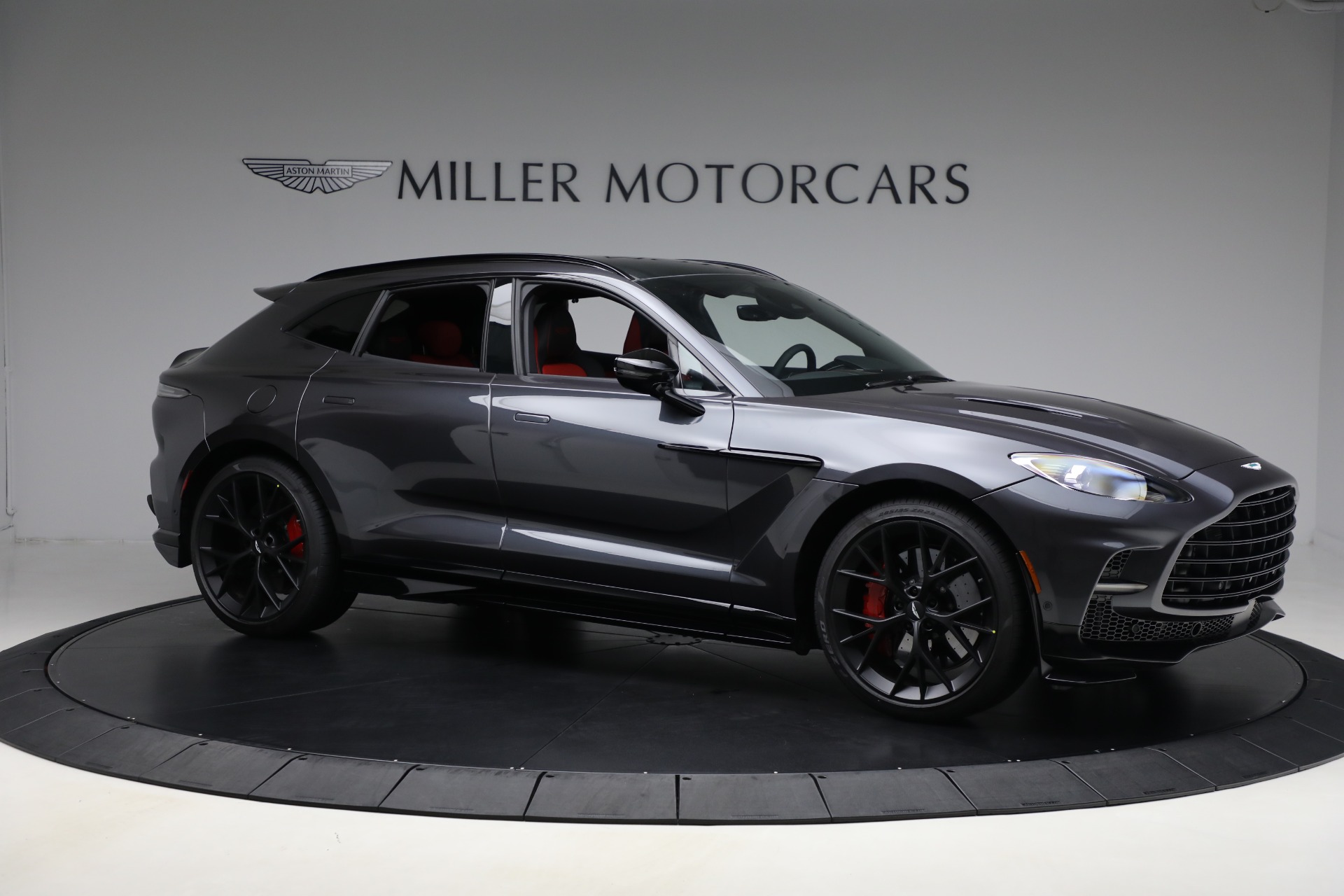2025 Aston Martin DBX AM8 DBX707 photo 10