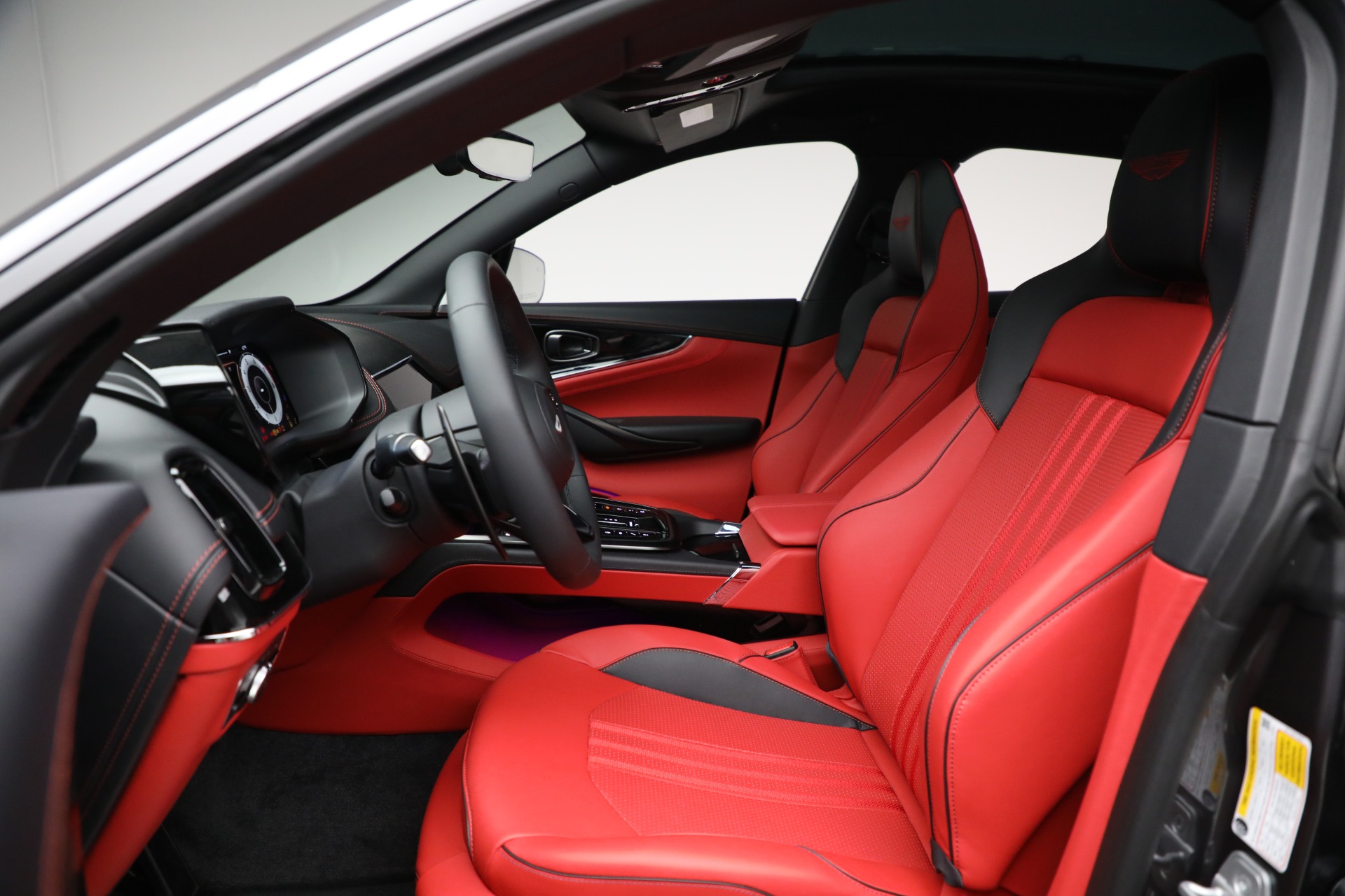 2025 Aston Martin DBX AM8 DBX707 photo 14