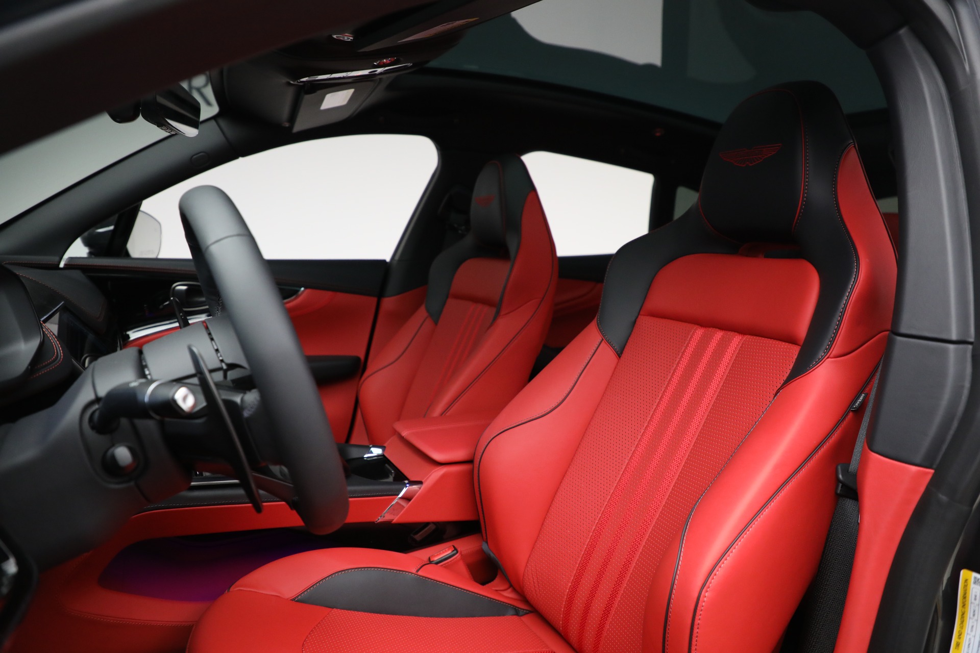 2025 Aston Martin DBX AM8 DBX707 photo 15