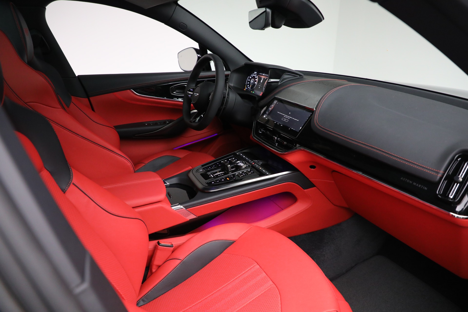 2025 Aston Martin DBX AM8 DBX707 photo 21