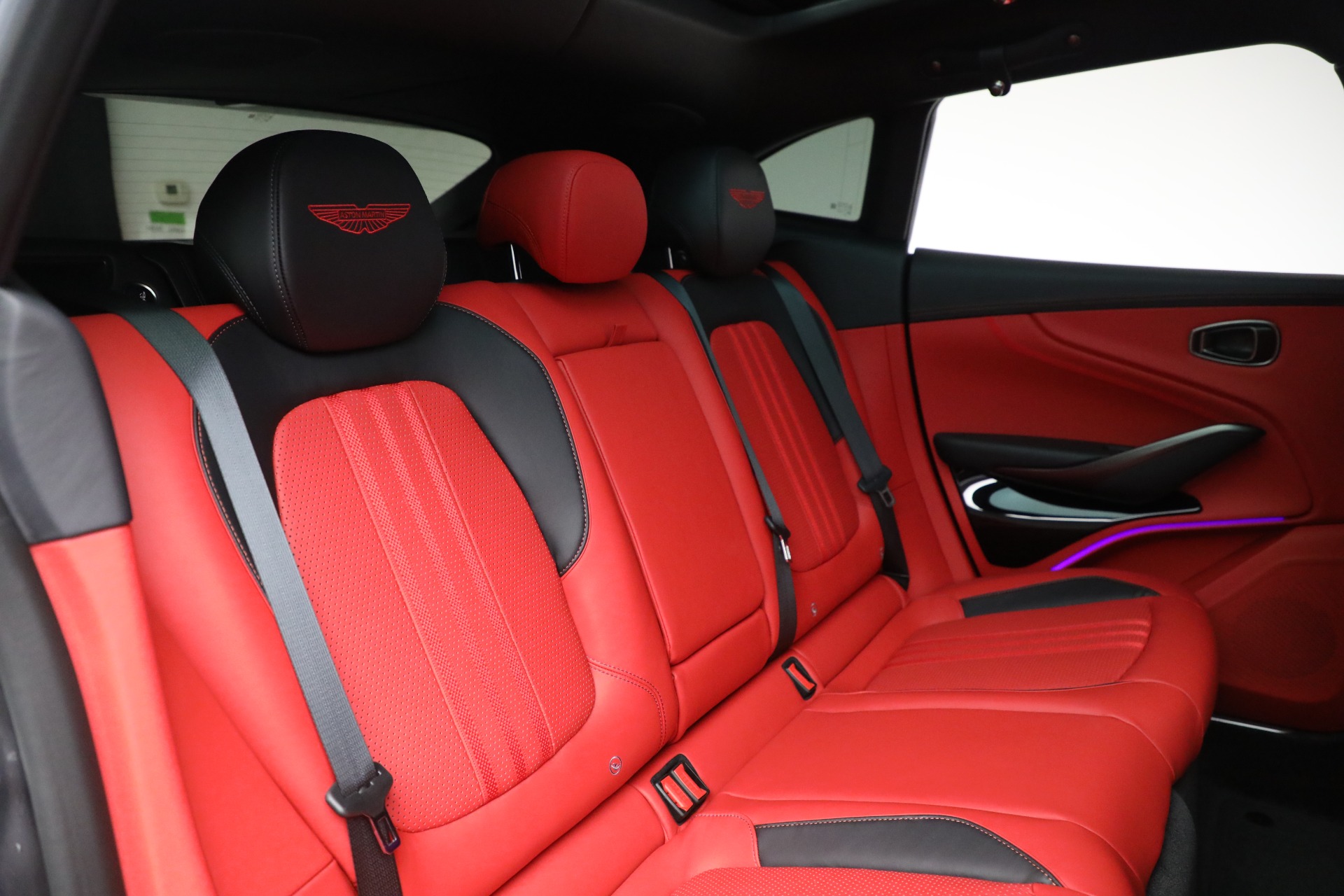 2025 Aston Martin DBX AM8 DBX707 photo 26