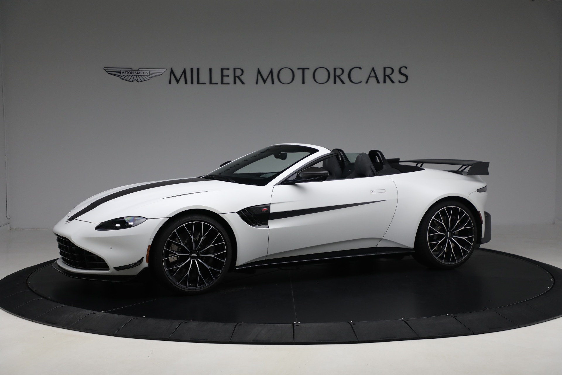 Used 2022 Aston Martin Vantage F1 Edition For Sale (Sold) | Miller