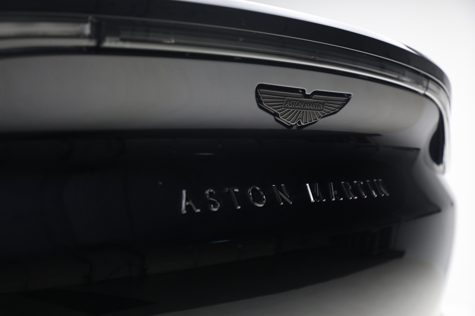 2025 Aston Martin DBX AM8 DBX707 photo 30