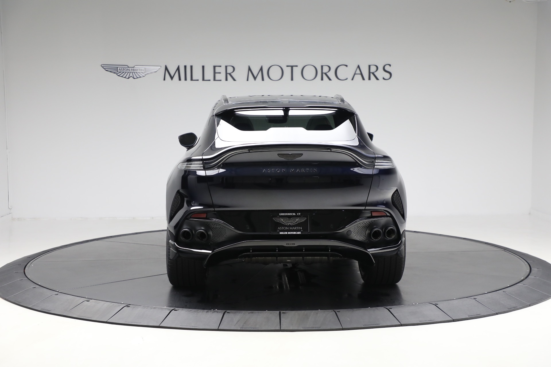 2025 Aston Martin DBX AM8 DBX707 photo 6