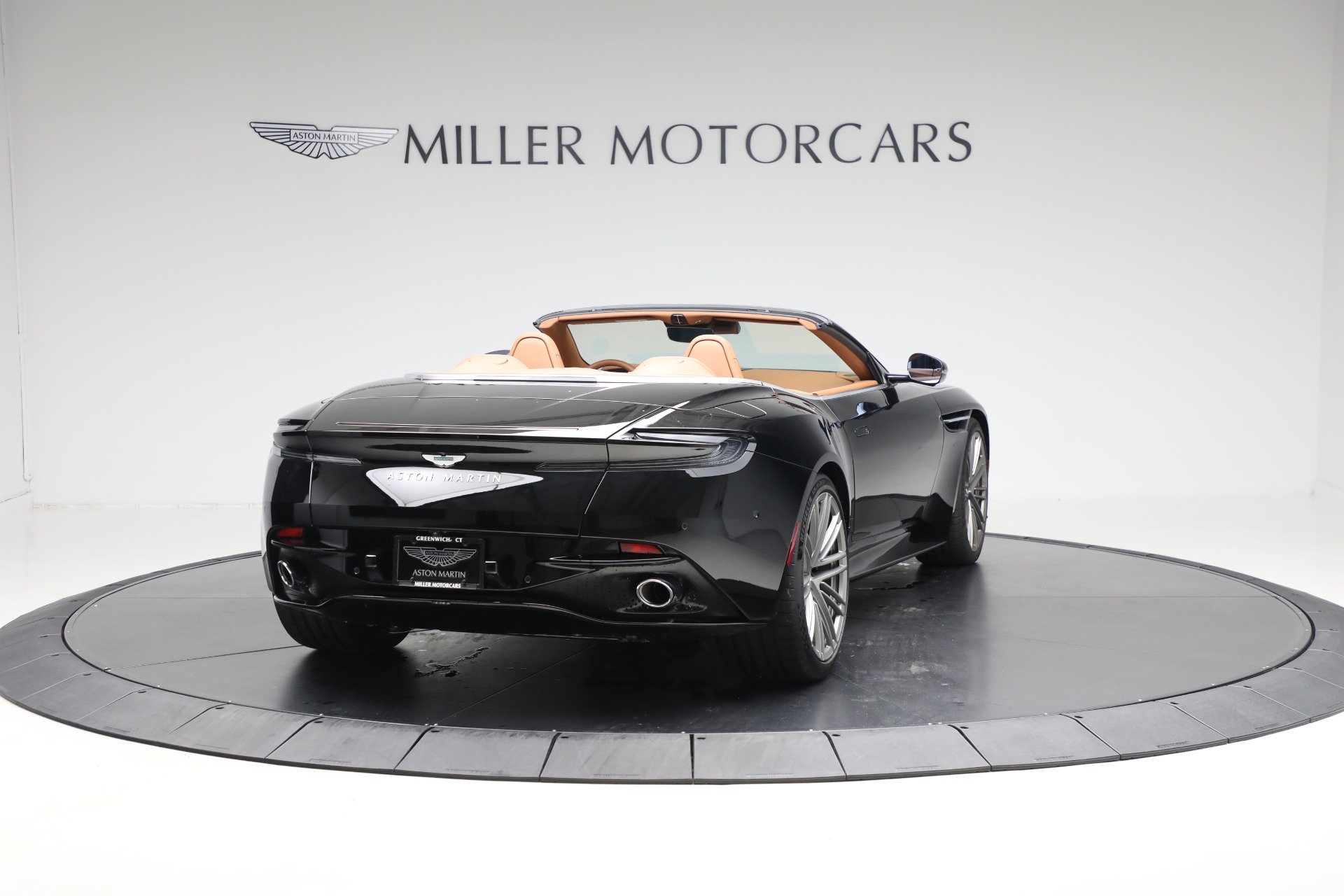 2025 Aston Martin DB12 AM5 photo 7