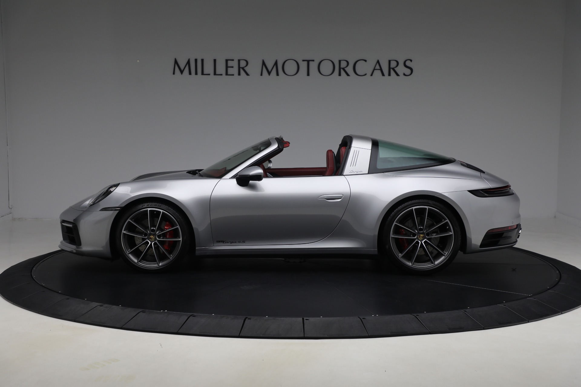 2024 Porsche 911 Targa 4S photo 3