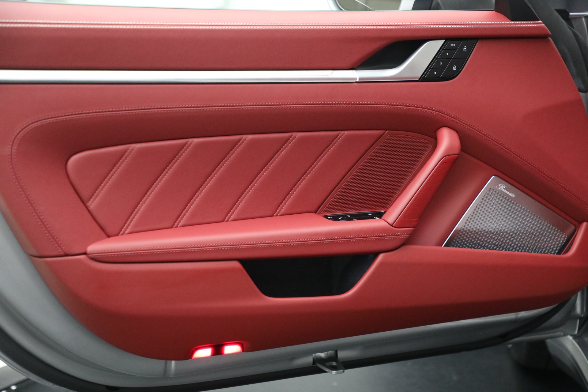 2024 Porsche 911 Targa 4S photo 23