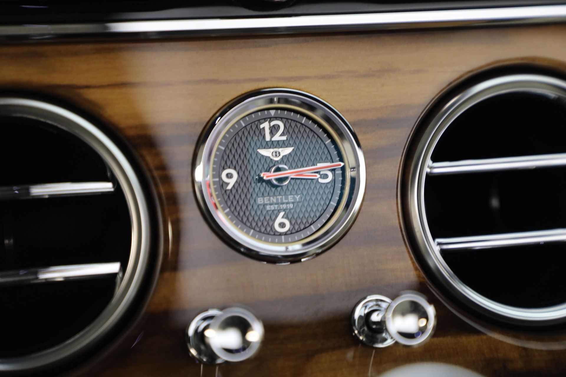 2022 Bentley Continental GTC V8 photo 19