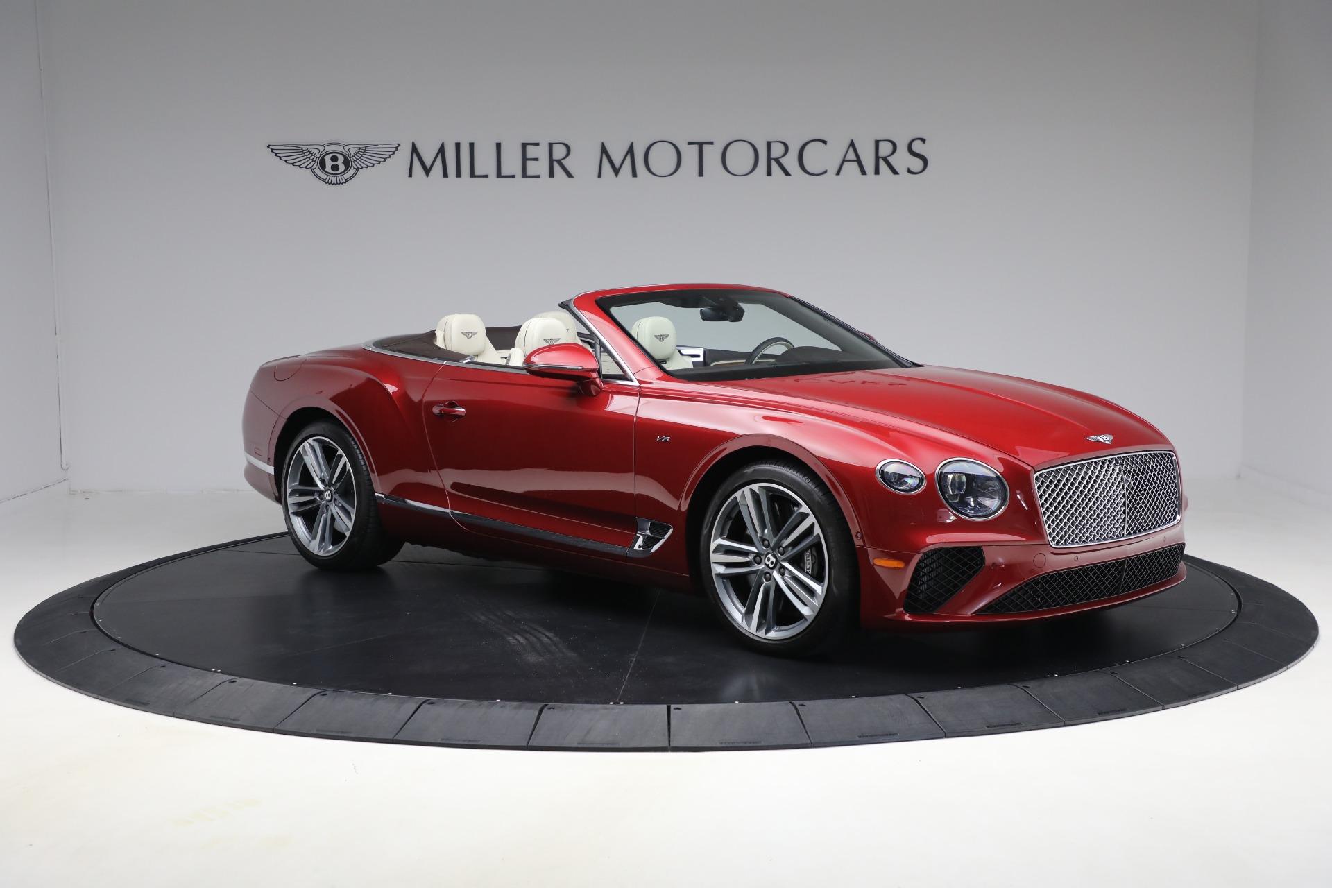 2022 Bentley Continental GTC V8 photo 8