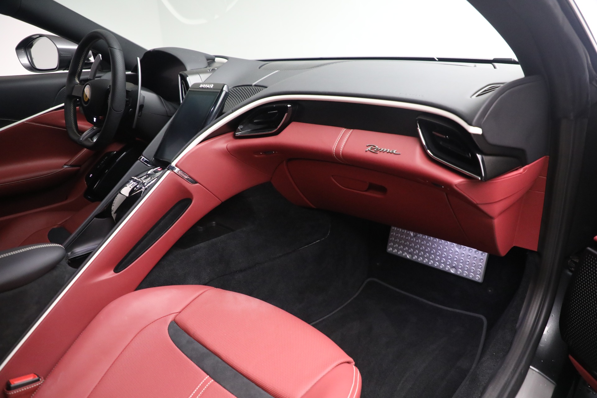 2024 Ferrari Roma photo 19