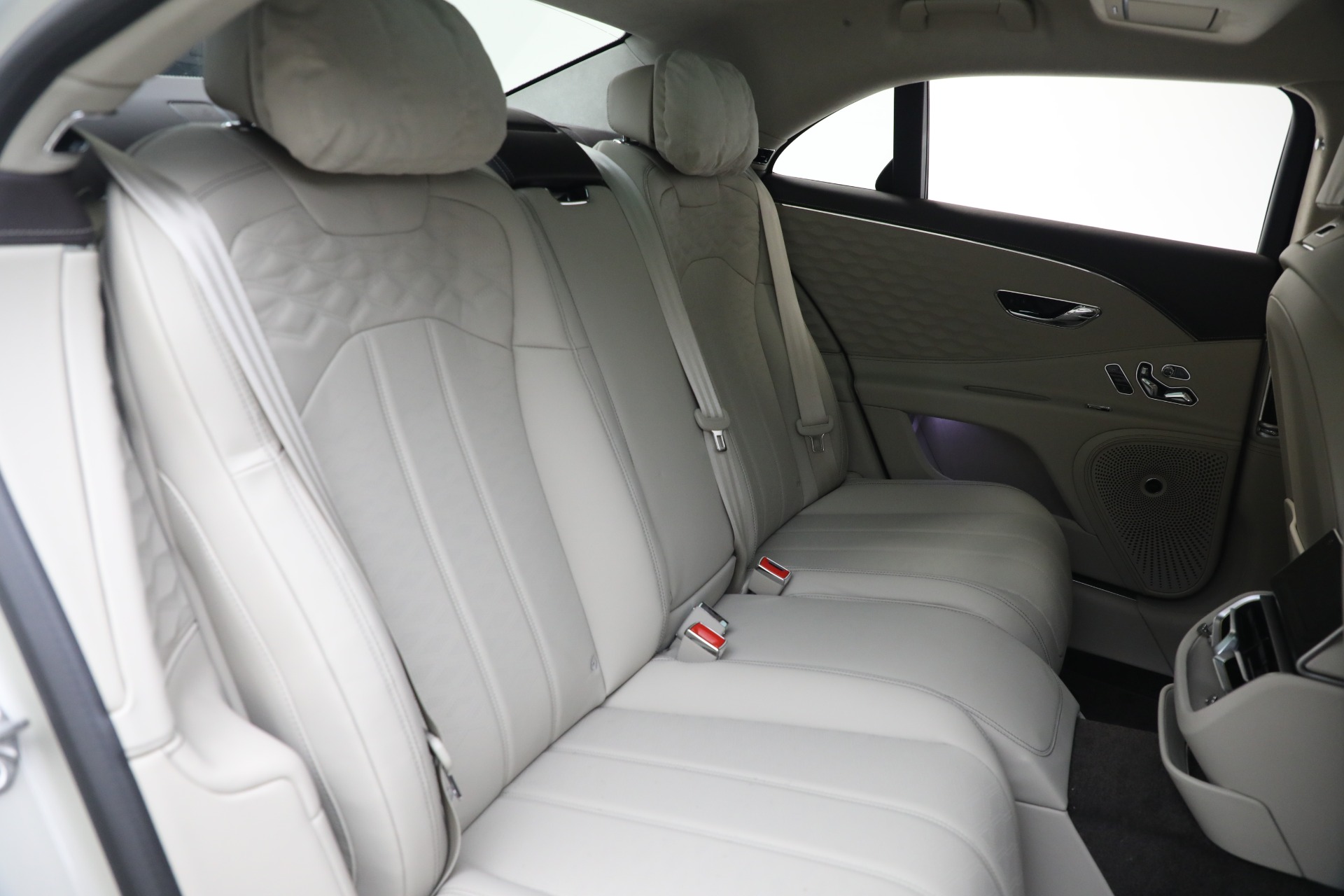 2025 Bentley Flying Spur Speed photo 26