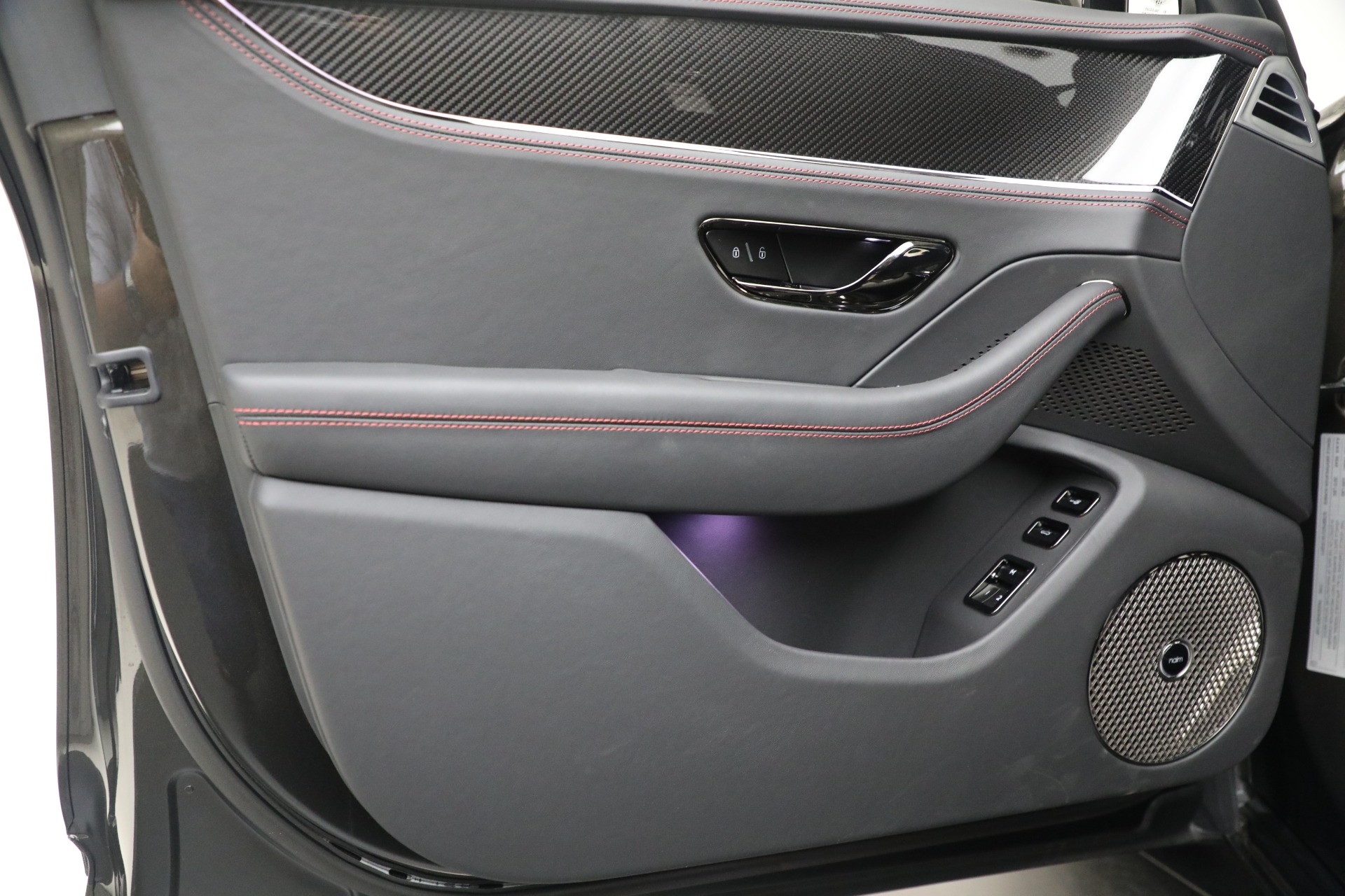 2025 Bentley Flying Spur photo 18