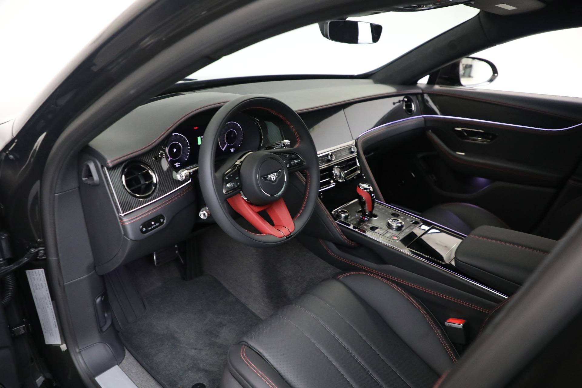 2025 Bentley Flying Spur photo 19