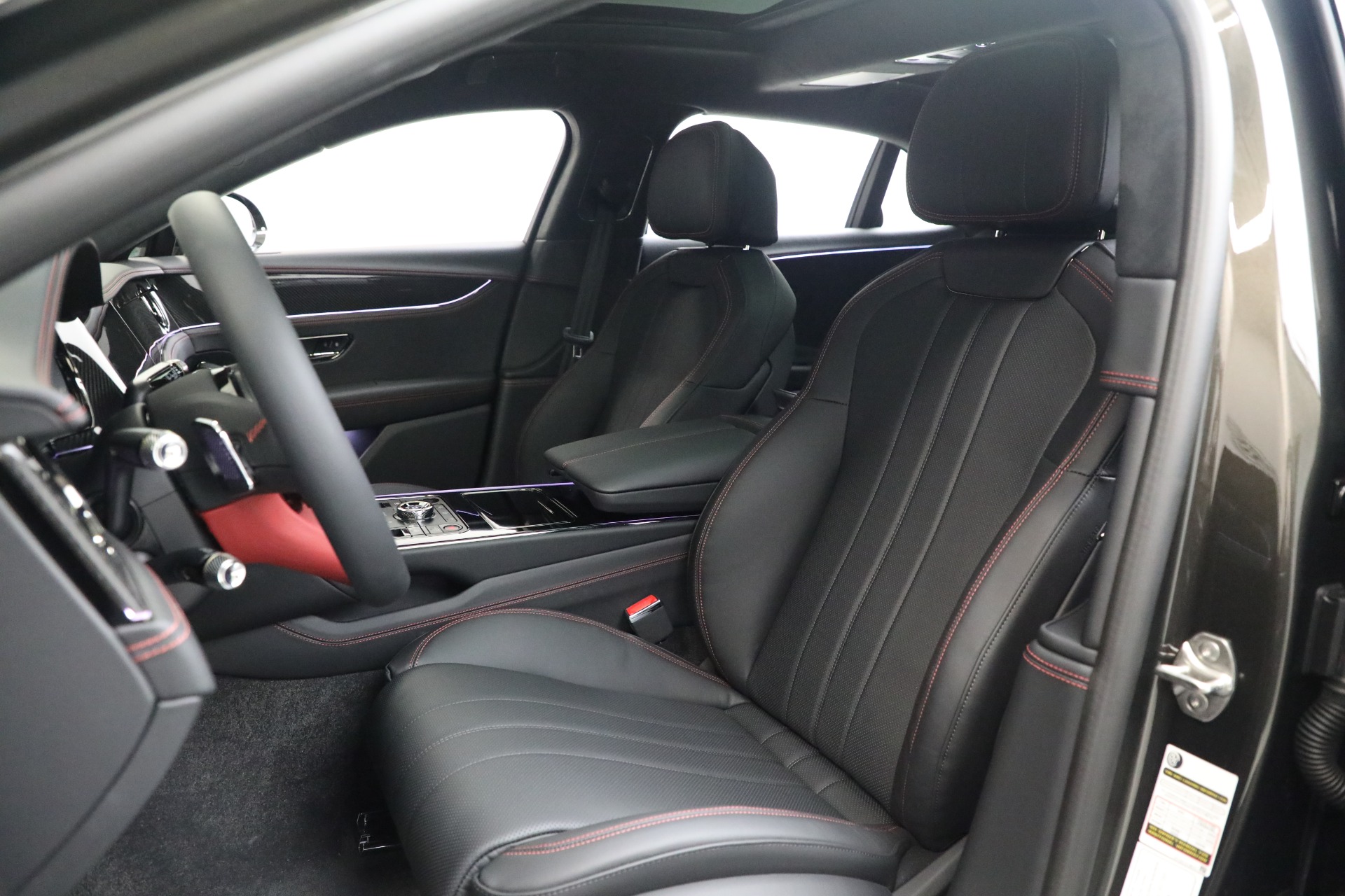 2025 Bentley Flying Spur photo 21