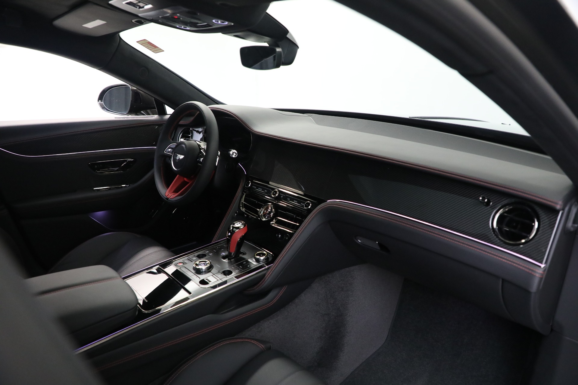 2025 Bentley Flying Spur photo 26