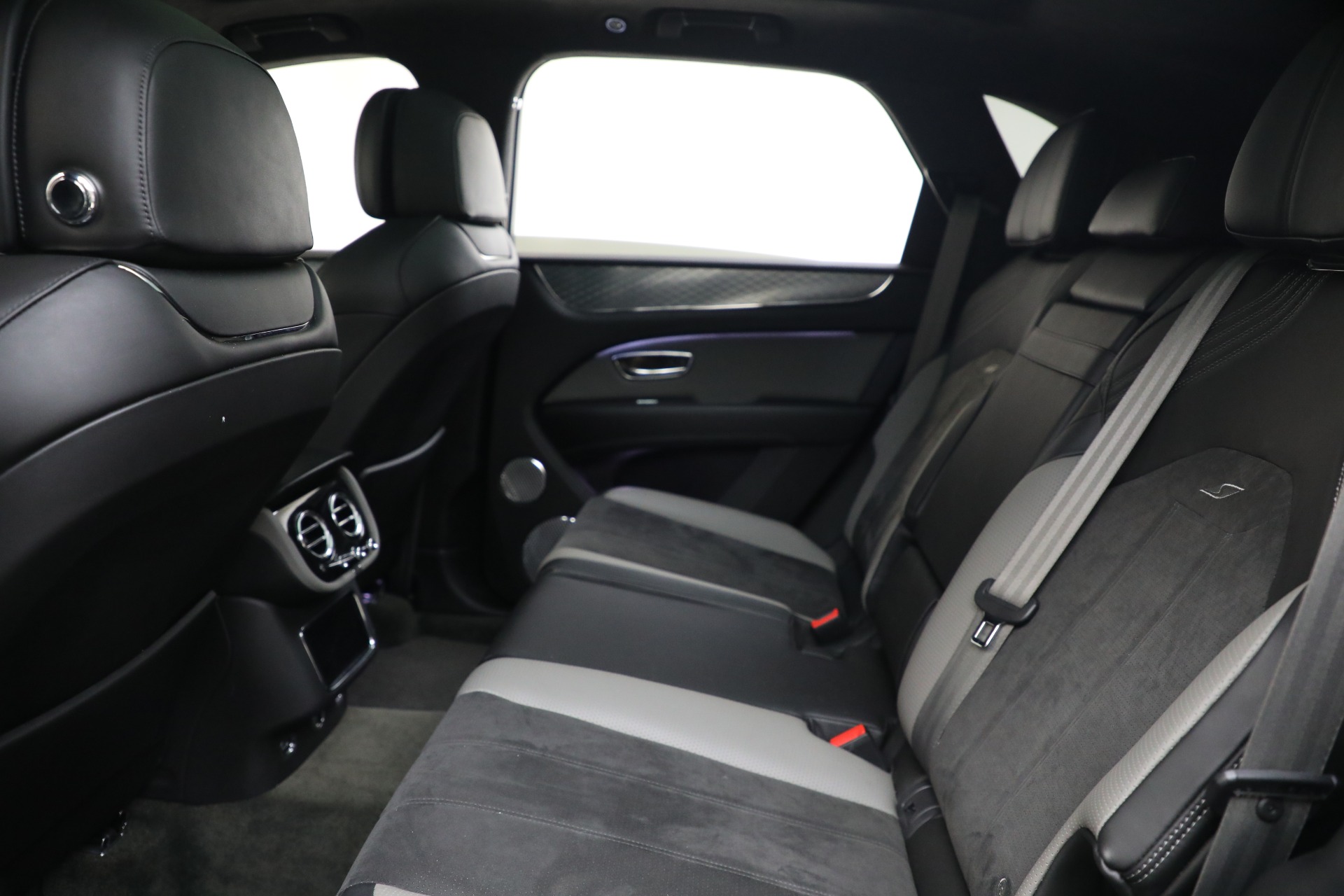 2022 Bentley Bentayga S V8 photo 23
