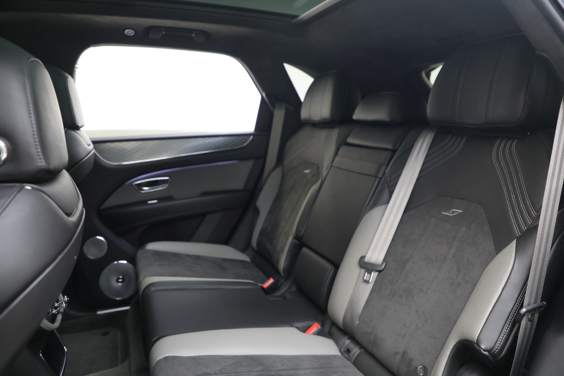 2022 Bentley Bentayga S V8 photo 24